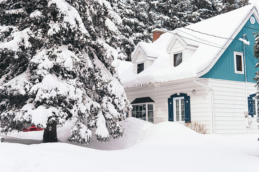 How Freeze–Thaw Cycles Damage Roofs in Texas